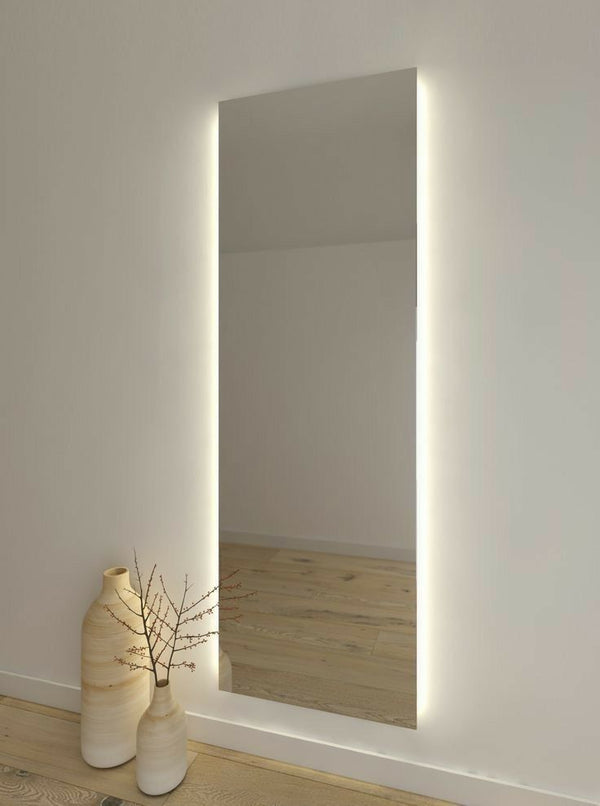 Rectangular mirror with LED