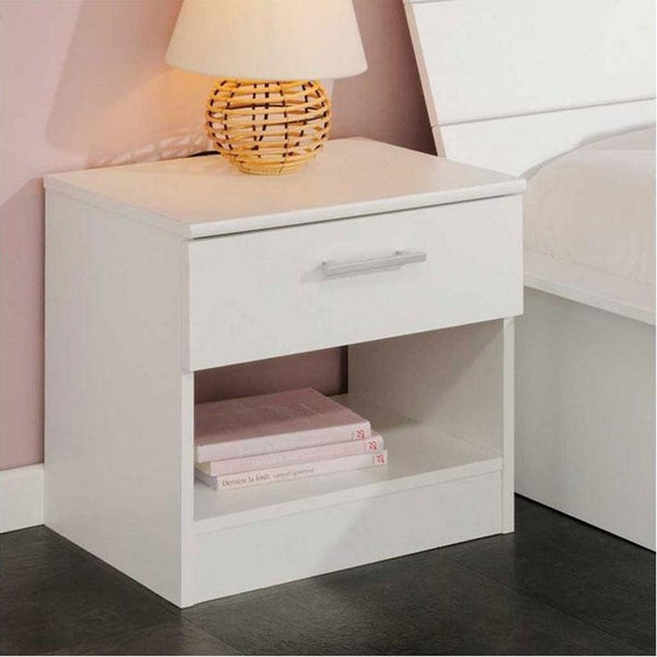 Elegantly designed chest of drawers